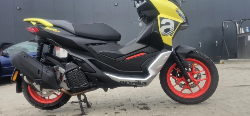 Aprilia Sr SRGT 200, снимка 5 - Мотоциклети и мототехника - 49362659