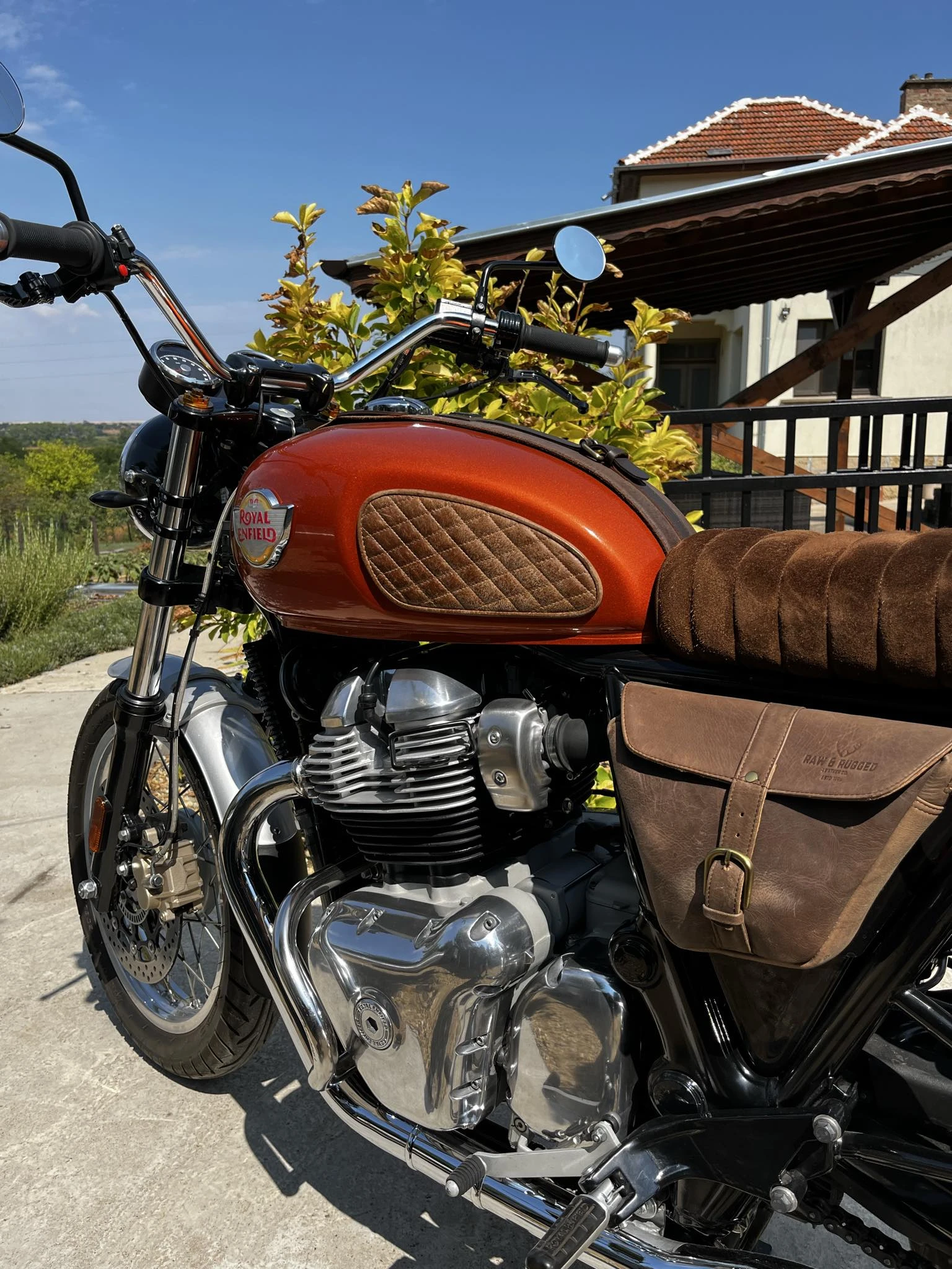 Royal Enfield Interceptor 650  - изображение 8