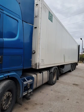 Полуремарке Schmitz Хладилно, снимка 2 - Ремаркета - 52851639
