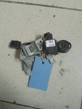 Контактен ключ Мицубиши колт 1.3Б (5)