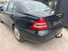 Mercedes-Benz C 200 111, снимка 4