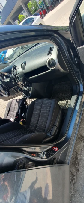 Mazda 2 1.3 Верига + газ, снимка 6