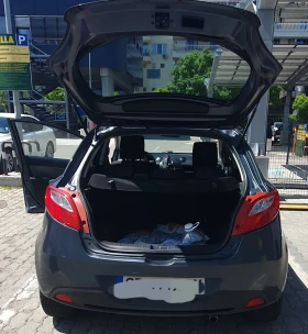 Mazda 2 1.3 Верига + газ, снимка 11