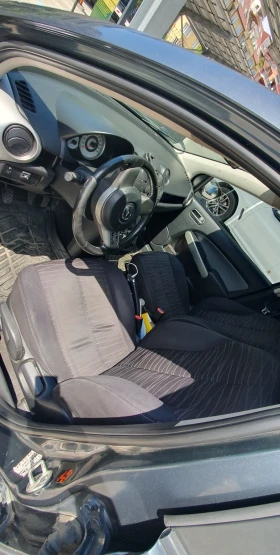 Mazda 2 1.3 Верига + газ, снимка 8
