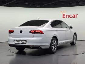 VW Passat 2.0 TDI Premium| 140к.с.| ВКЛ.ТЕХНОТЕСТ, снимка 2