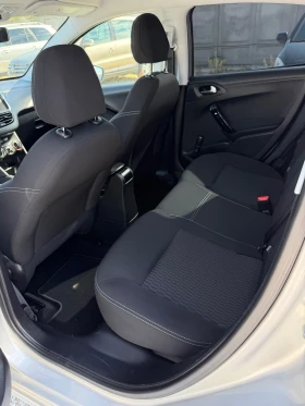 Peugeot 208 1.6HDi 100HP Facelift, снимка 10