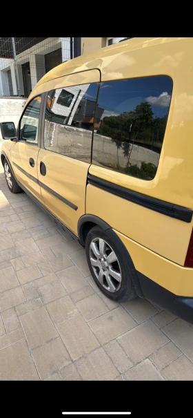 Opel Combo - 2500 € / 4889.57 лв. - 28442003 7