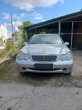 ����� �� �������� �� Mercedes-Benz C 220