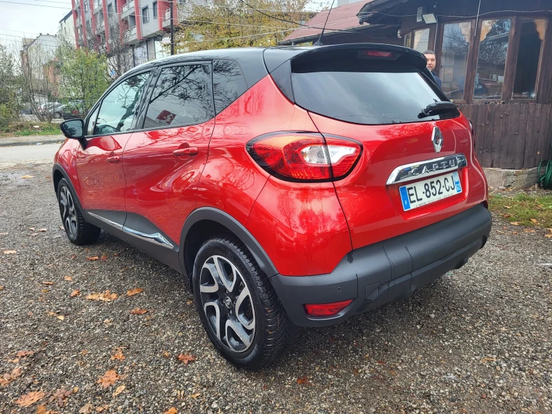 Renault Captur 1.2 TCe, снимка 5 - Автомобили и джипове - 47994001