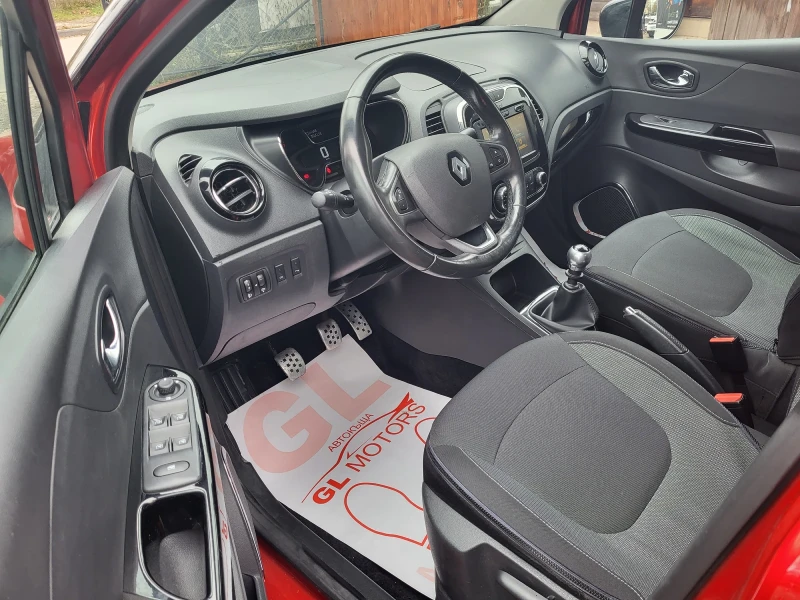 Renault Captur 1.2 TCe, снимка 8 - Автомобили и джипове - 47994001