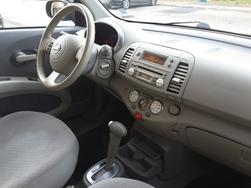 Nissan Micra АВТОМАТ 5врати, снимка 14 - Автомобили и джипове - 48036567