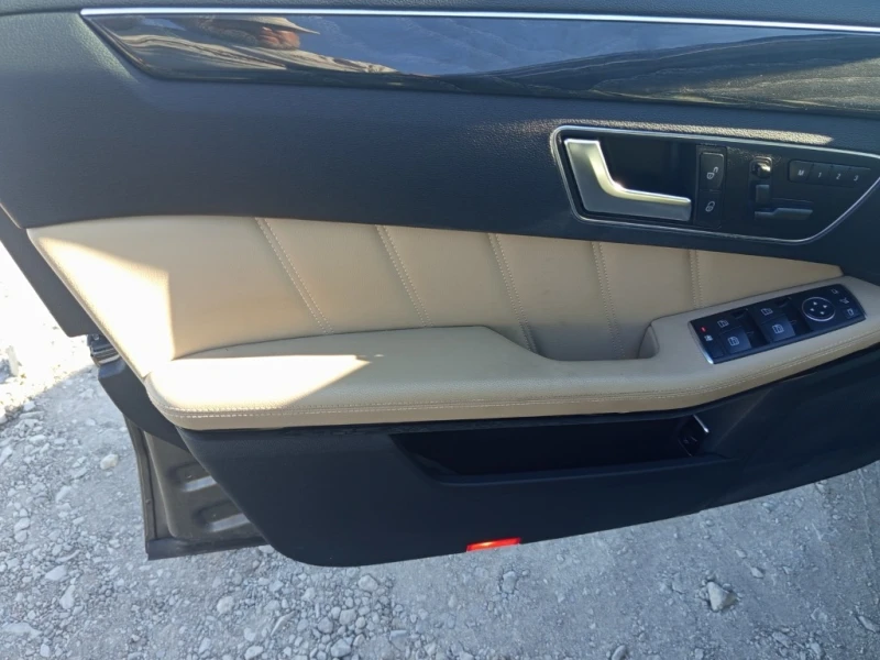 Mercedes-Benz E 300 3.0 I 260ps, снимка 7 - Автомобили и джипове - 51554021