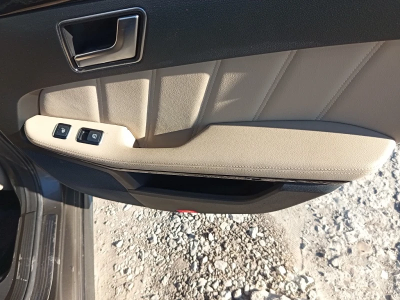 Mercedes-Benz E 300 3.0 I 260ps, снимка 10 - Автомобили и джипове - 51554021