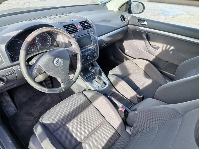 VW Golf 2.0 TDI, снимка 5 - Автомобили и джипове - 31385065