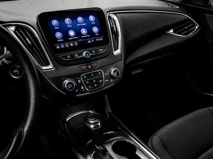 Chevrolet Malibu Hybrid FWD 2019 * АвтоКредит* (ЦЕНА ДО БГ) - изображение 9