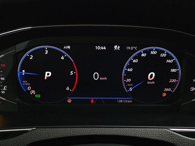 VW Passat 2.0 TDI Premium| 140к.с.| ВКЛ.ТЕХНОТЕСТ, снимка 8 - Автомобили и джипове - 55176491
