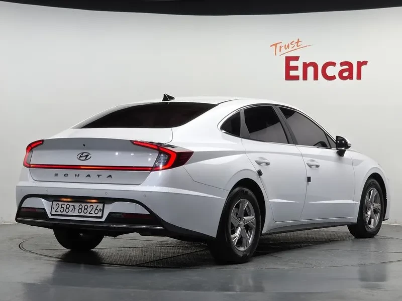 Hyundai Sonata  (Dn8) 2.0 Premium, снимка 2 - Автомобили и джипове - 55260868