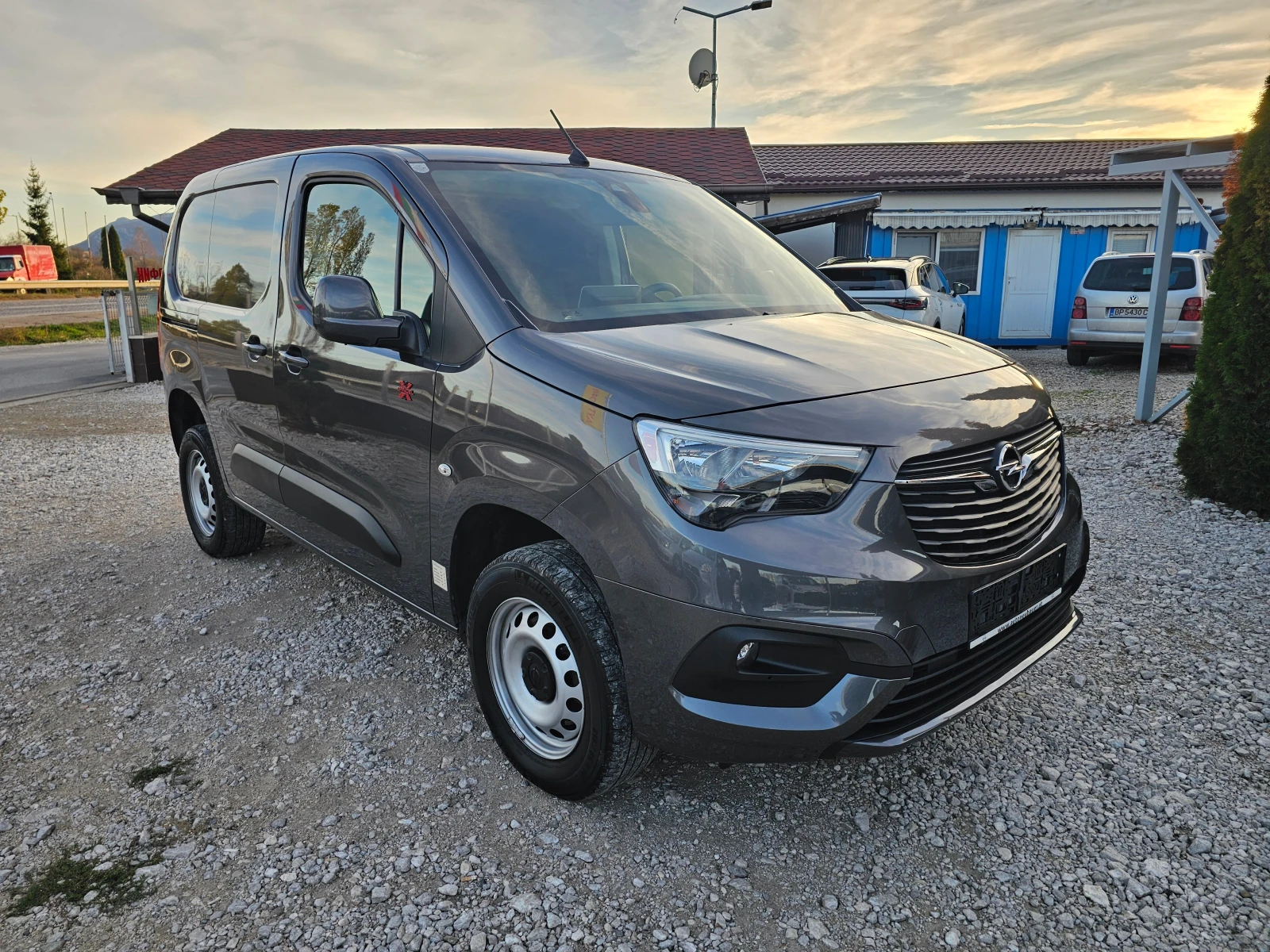 Opel Combo 1.5 CDTI 4X4 131кс ! ! РЕАЛНИ КИЛОМЕТРИ - изображение 7