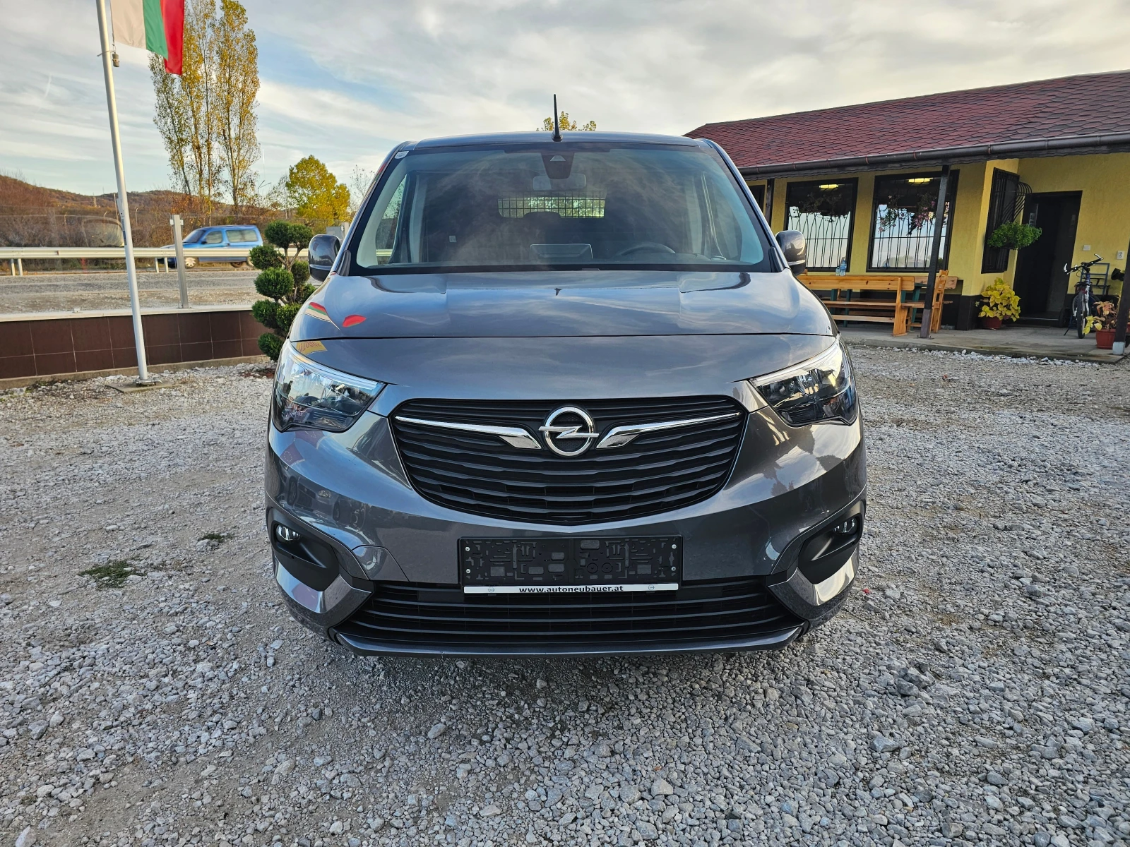 Opel Combo 1.5 CDTI 4X4 131кс ! ! РЕАЛНИ КИЛОМЕТРИ - изображение 8