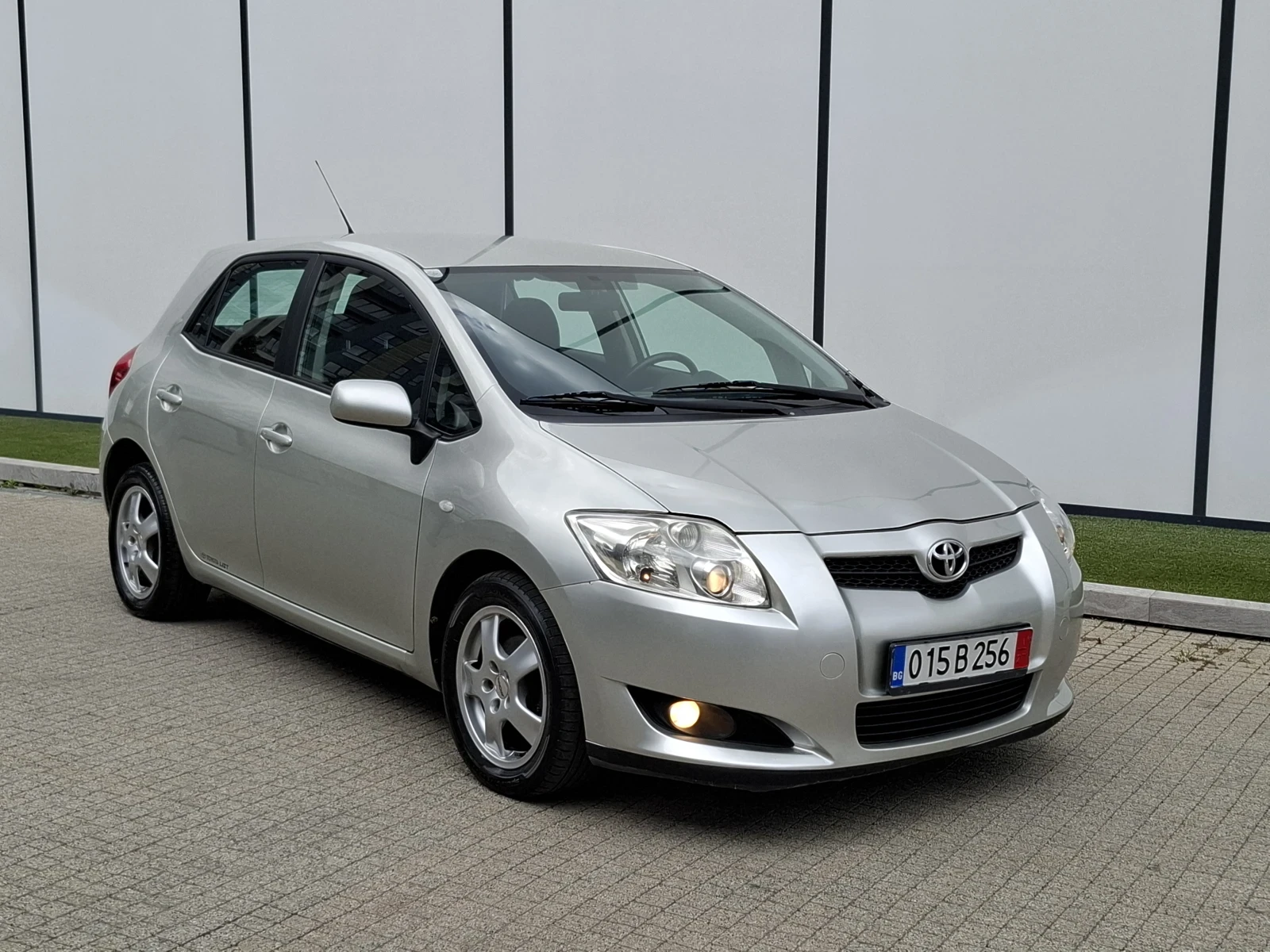 Toyota Auris 1.4D4D* (90кс)* * FACELIFT* * KLIMATRONIK* *  - изображение 10