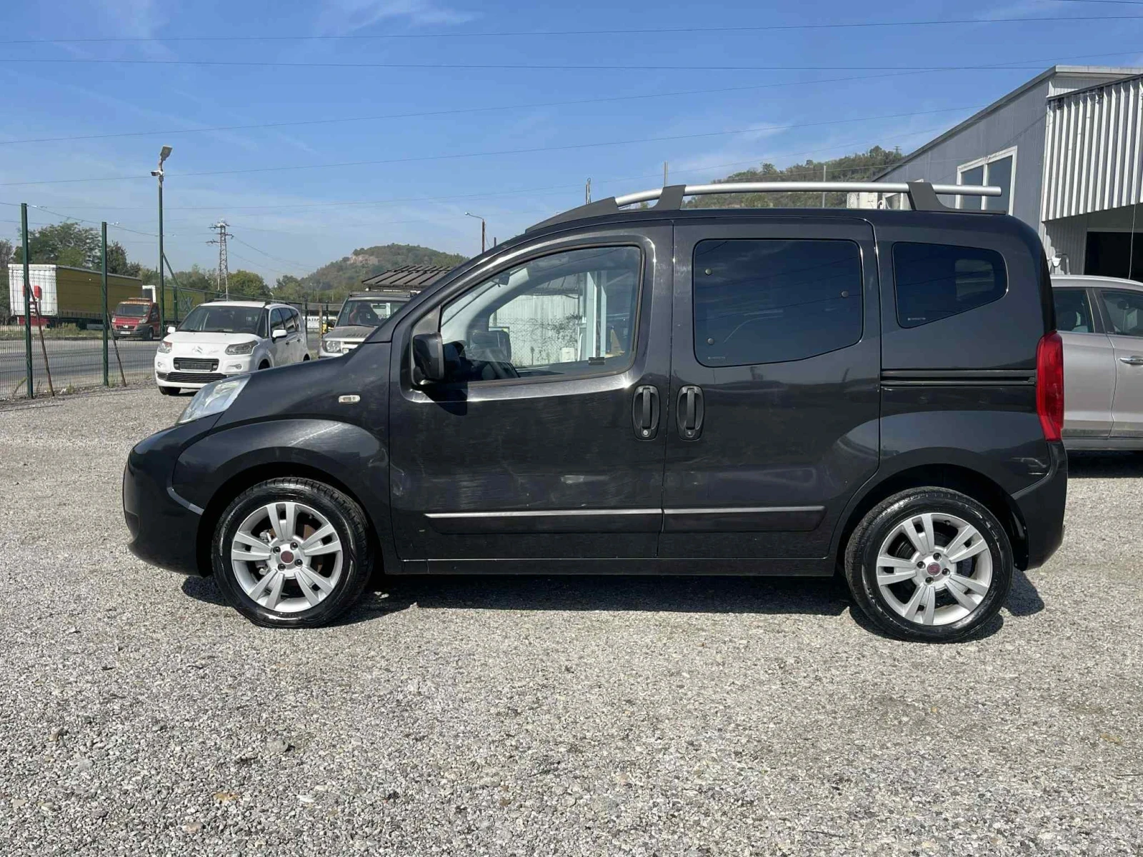 Fiat Qubo 1.3MJT-EMOTION-75к.с - изображение 2