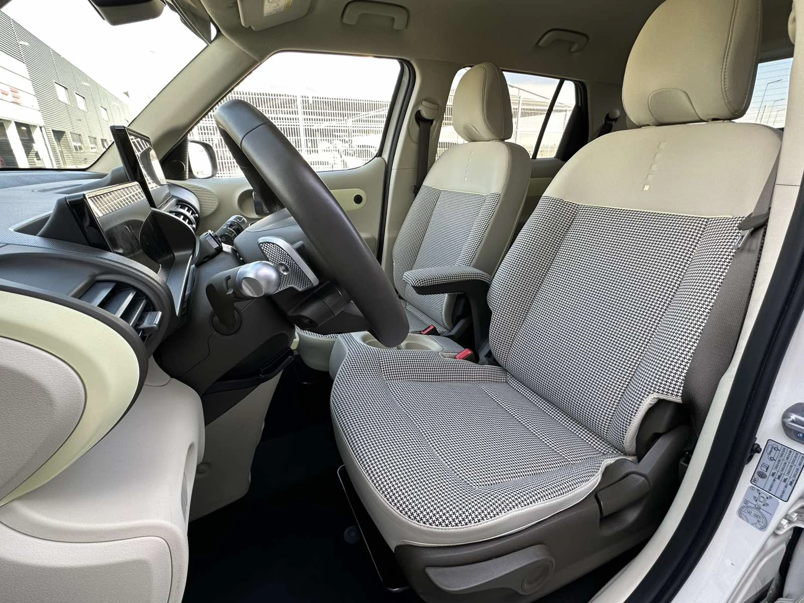 Hyundai Inster EXCLUSIVE 49 kWh | Mobile.bg   14