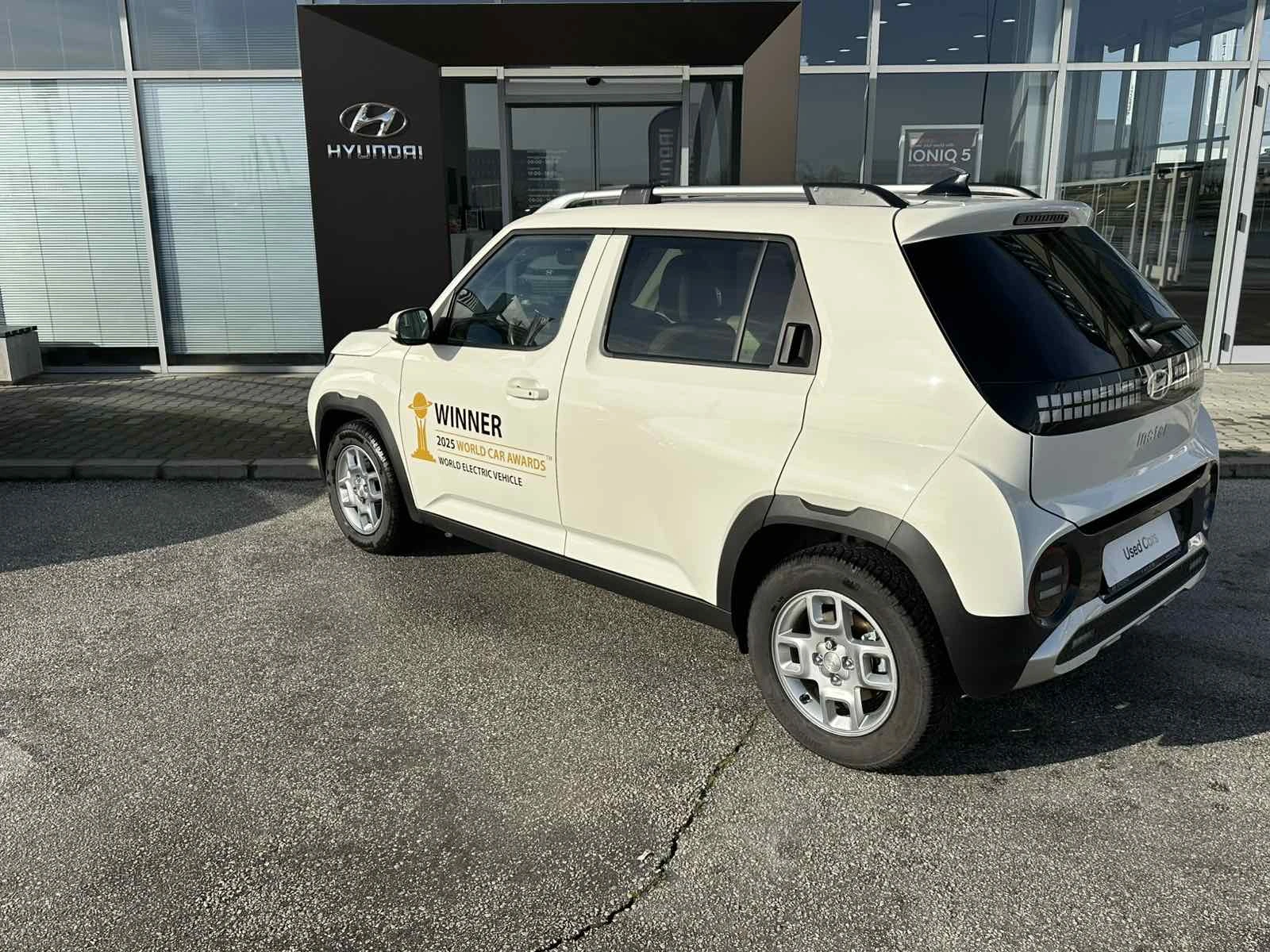 Hyundai Inster EXCLUSIVE 49 kWh - изображение 3