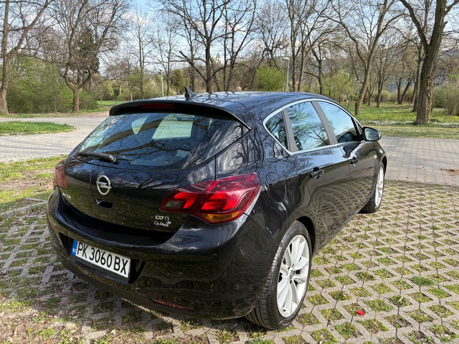 Opel Astra 1.7 CDTI, снимка 13 - Автомобили и джипове - 54243871