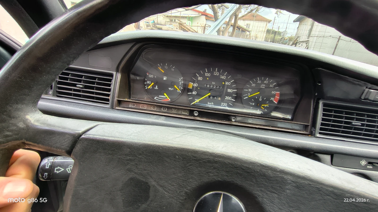 Mercedes-Benz 190, снимка 6 - Автомобили и джипове - 54668497