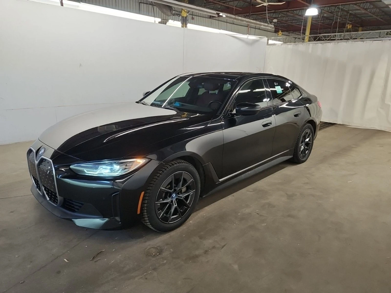 BMW i4 eDrive40* HUD* Distronic* Harman Kardon