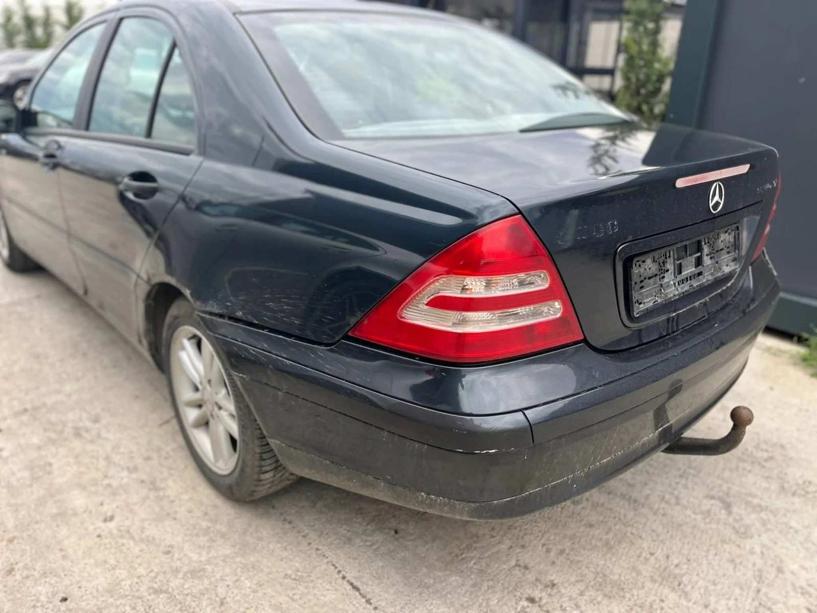 Mercedes-Benz C 200 111, снимка 4 - Автомобили и джипове - 54468104