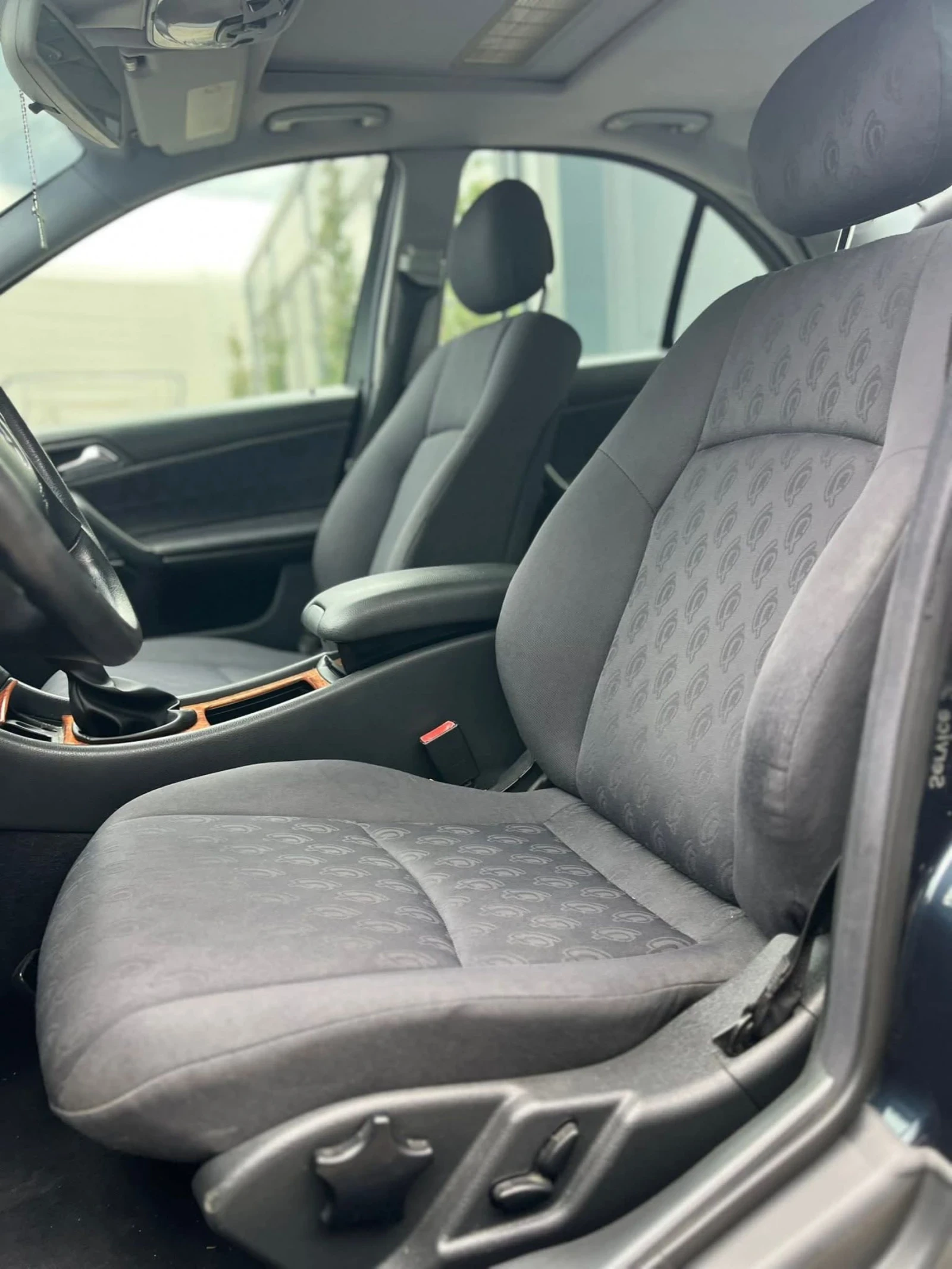 Mercedes-Benz C 200 111, снимка 11 - Автомобили и джипове - 54468104