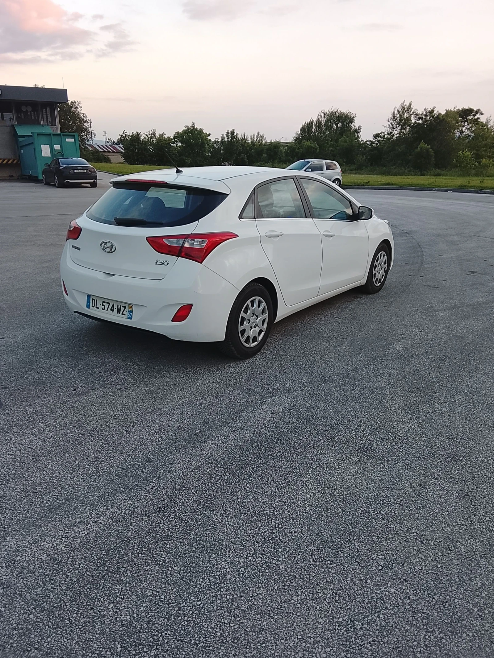 Hyundai I30 1.6unikat, снимка 8 - Автомобили и джипове - 54794737