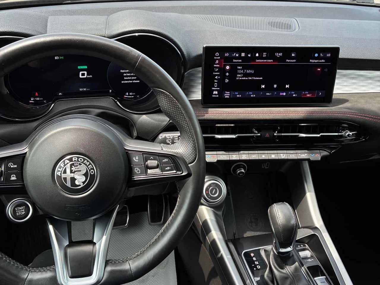 Alfa Romeo Tonale * Veloce * АВТОКРЕДИТ БЕЗ ПЪРВОНАЧАЛНА ВНОСКА* , снимка 9 - Автомобили и джипове - 55055006