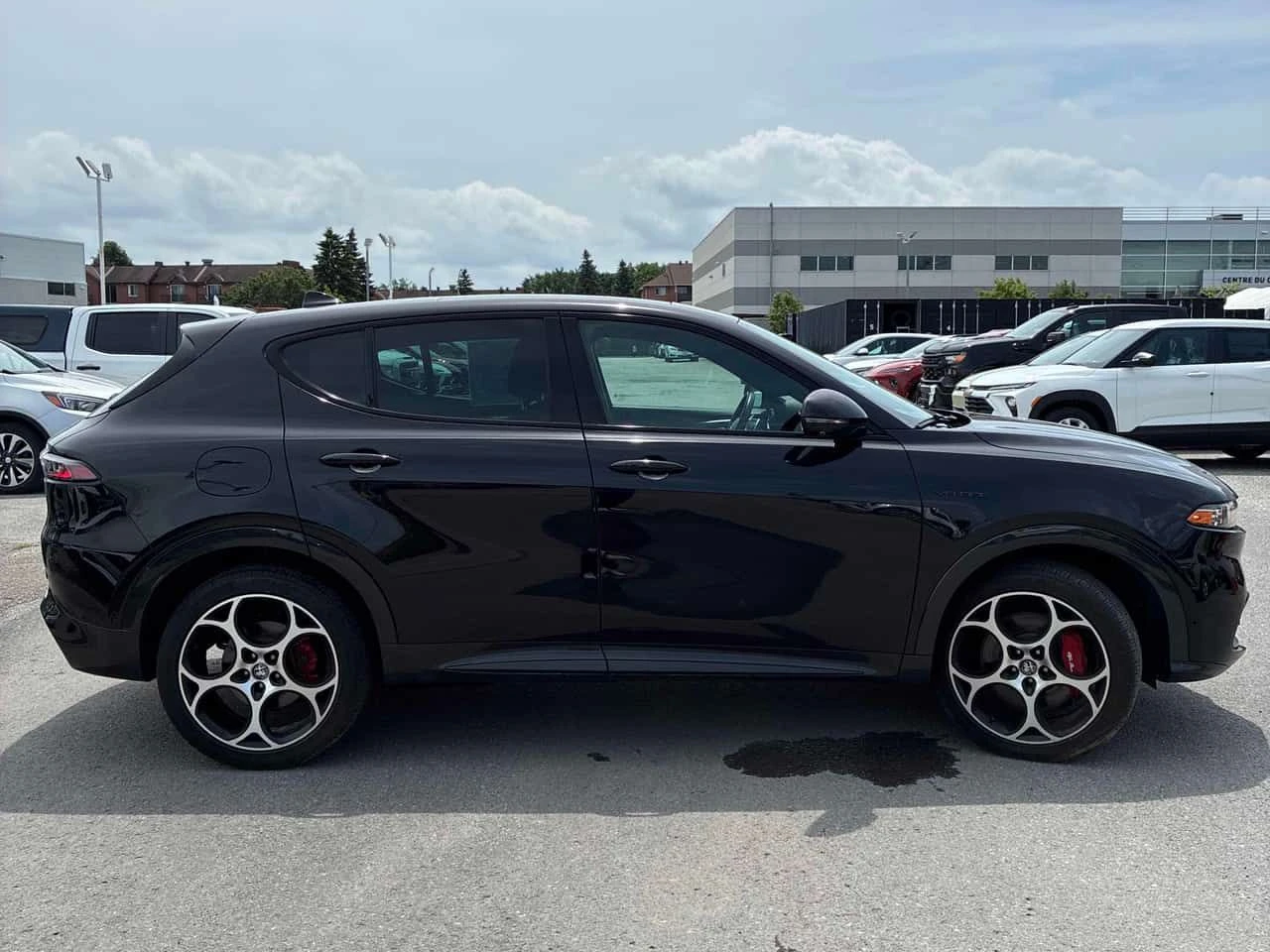 Alfa Romeo Tonale * Veloce * АВТОКРЕДИТ БЕЗ ПЪРВОНАЧАЛНА ВНОСКА* , снимка 3 - Автомобили и джипове - 55055006