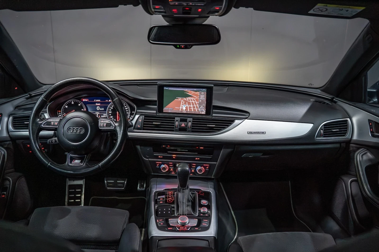 Audi A6 3.0 TDI / FACELIFT / PANO / RS / MATRIX /MAXTON, снимка 9 - Автомобили и джипове - 55178141