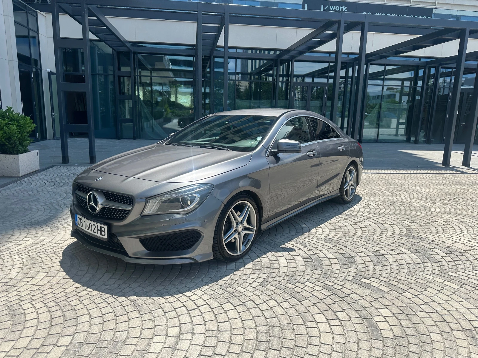 Mercedes-Benz CLA 200 AMG