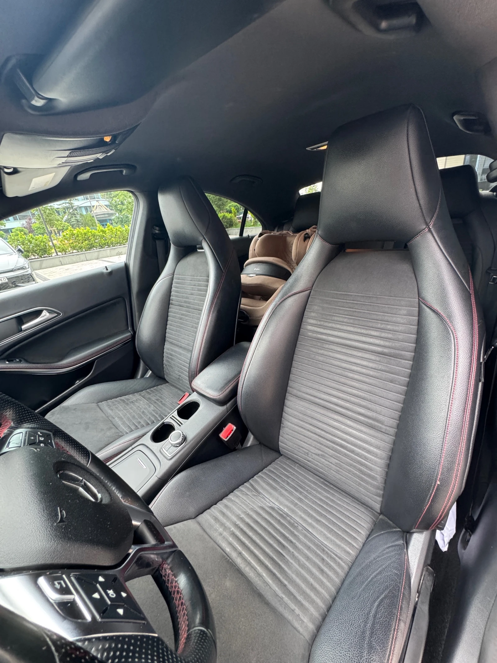 Mercedes-Benz CLA 200 AMG, снимка 3 - Автомобили и джипове - 55187394