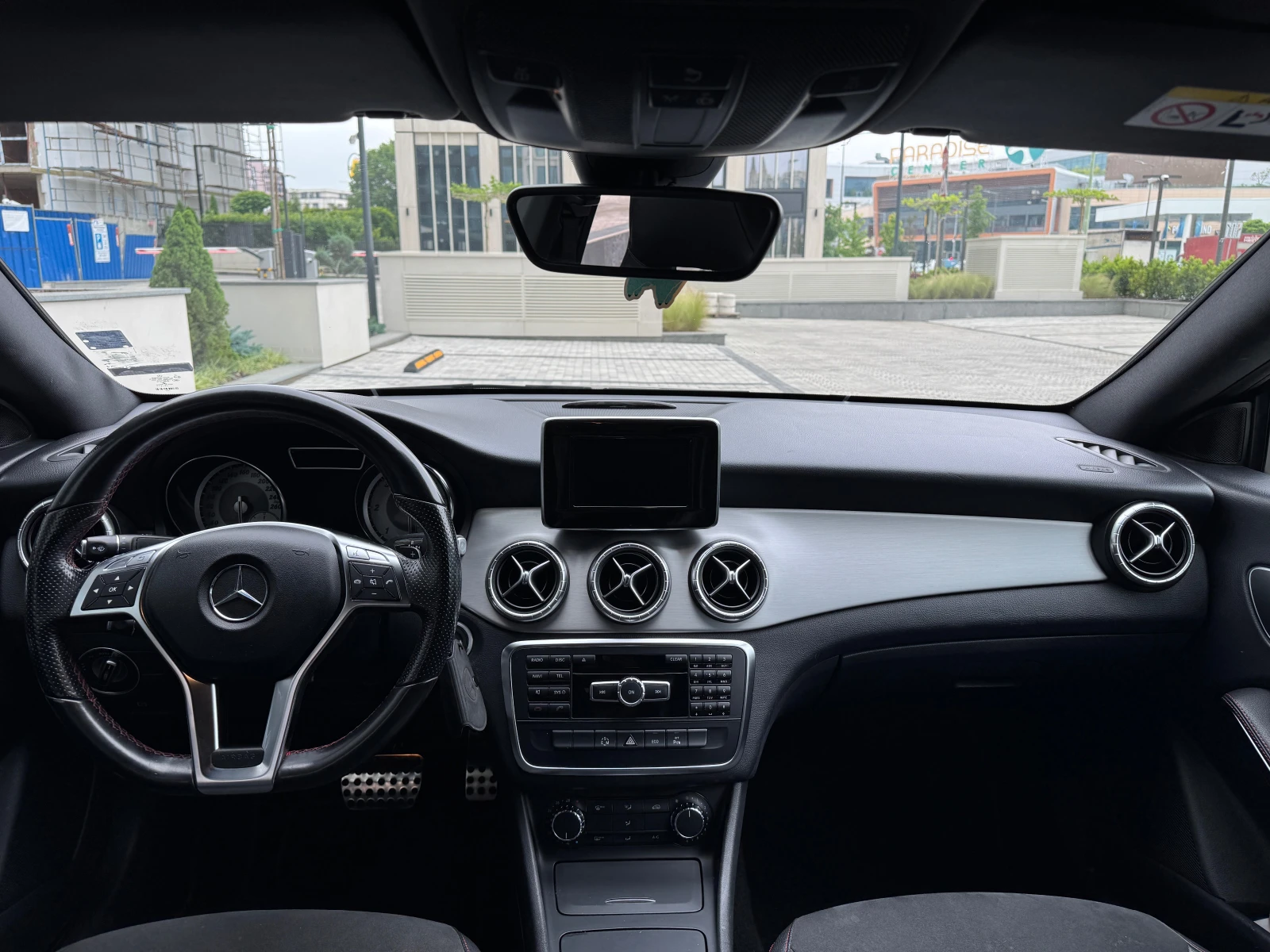Mercedes-Benz CLA 200 AMG, снимка 15 - Автомобили и джипове - 55187394