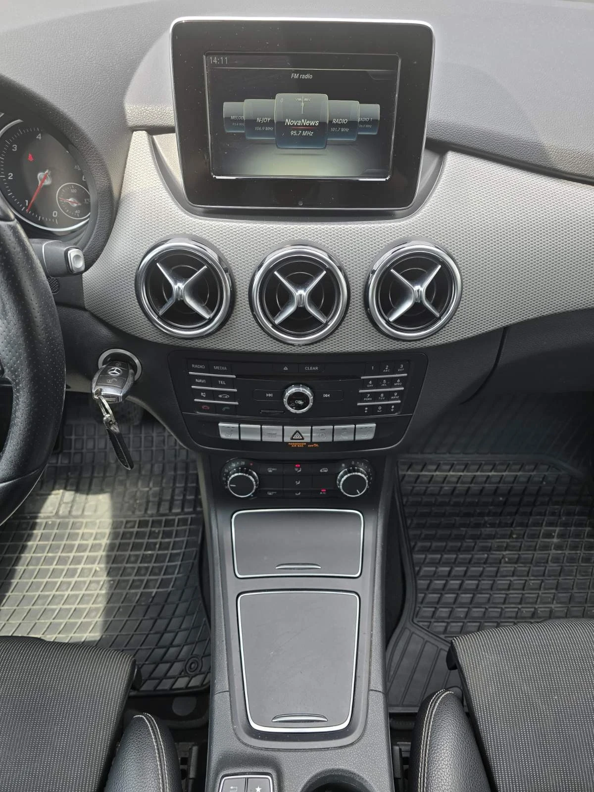 Mercedes-Benz B 220 CDI Sport / 177 hp / ������ ���� | Mobile.bg � ����������� 11