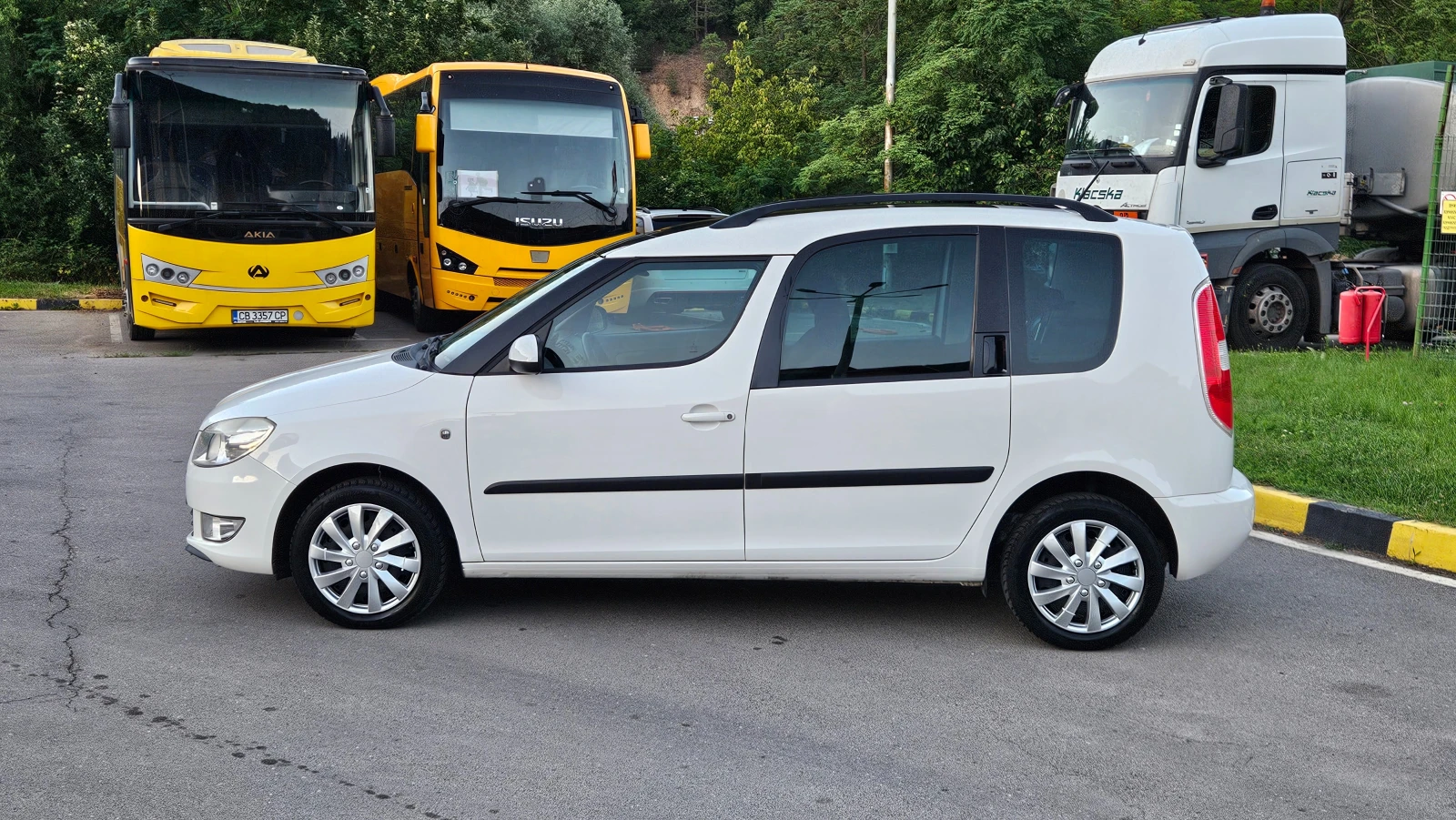 Skoda Roomster TDI PANORAMA/KLIMATRON/TOP SUSTOQNIE, снимка 3 - Автомобили и джипове - 55471191