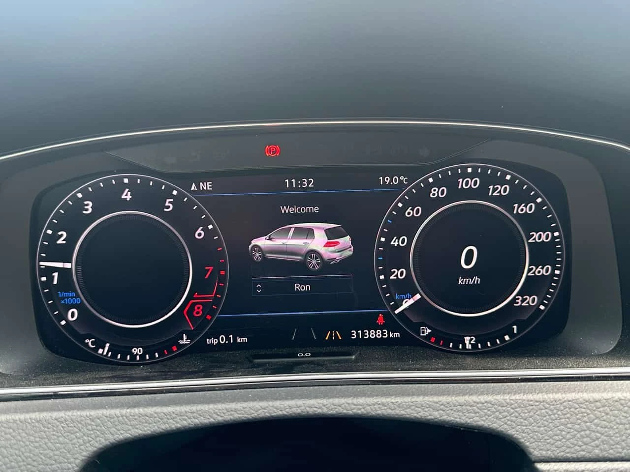 VW Golf * R* Manual* АВТОКРЕДИТ БЕЗ ПЪРВОНАЧАЛНА ВНОСКА* , снимка 6 - Автомобили и джипове - 55650414
