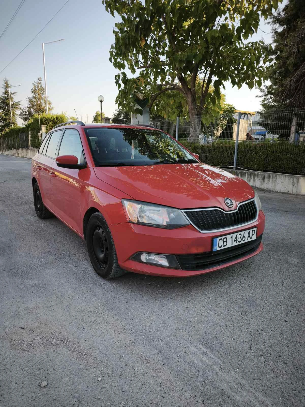 Skoda Fabia, снимка 5 - Автомобили и джипове - 55922556