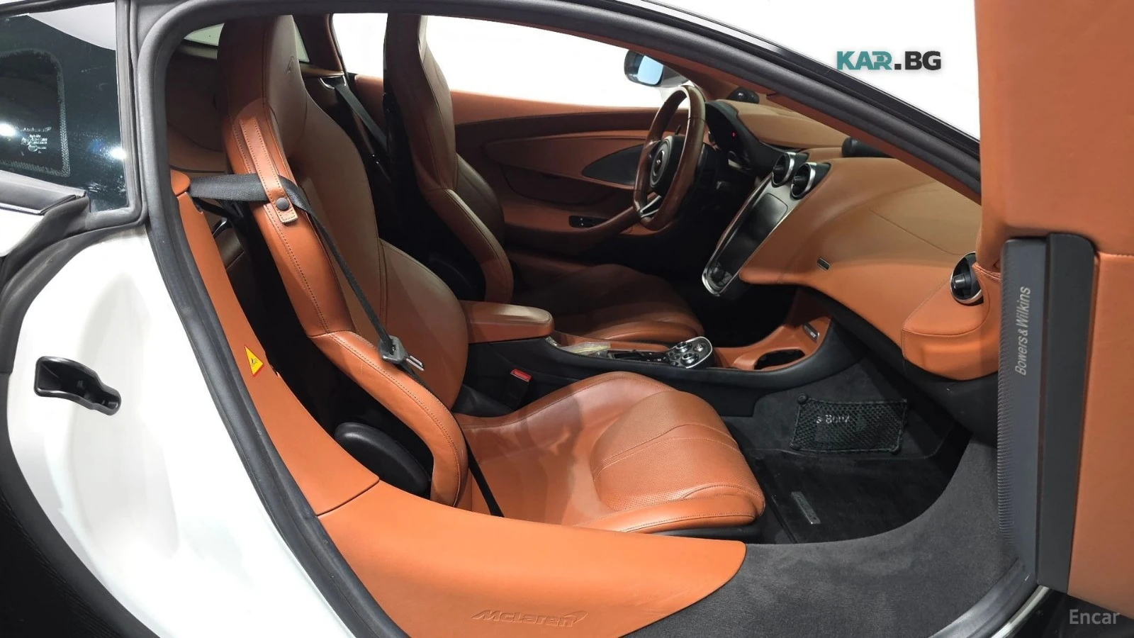 McLaren GT 570* 3.8* КАМЕРА* ПОДГРЕВ* KEYLESS* ШИБИДАХ* , снимка 9 - Автомобили и джипове - 55990193