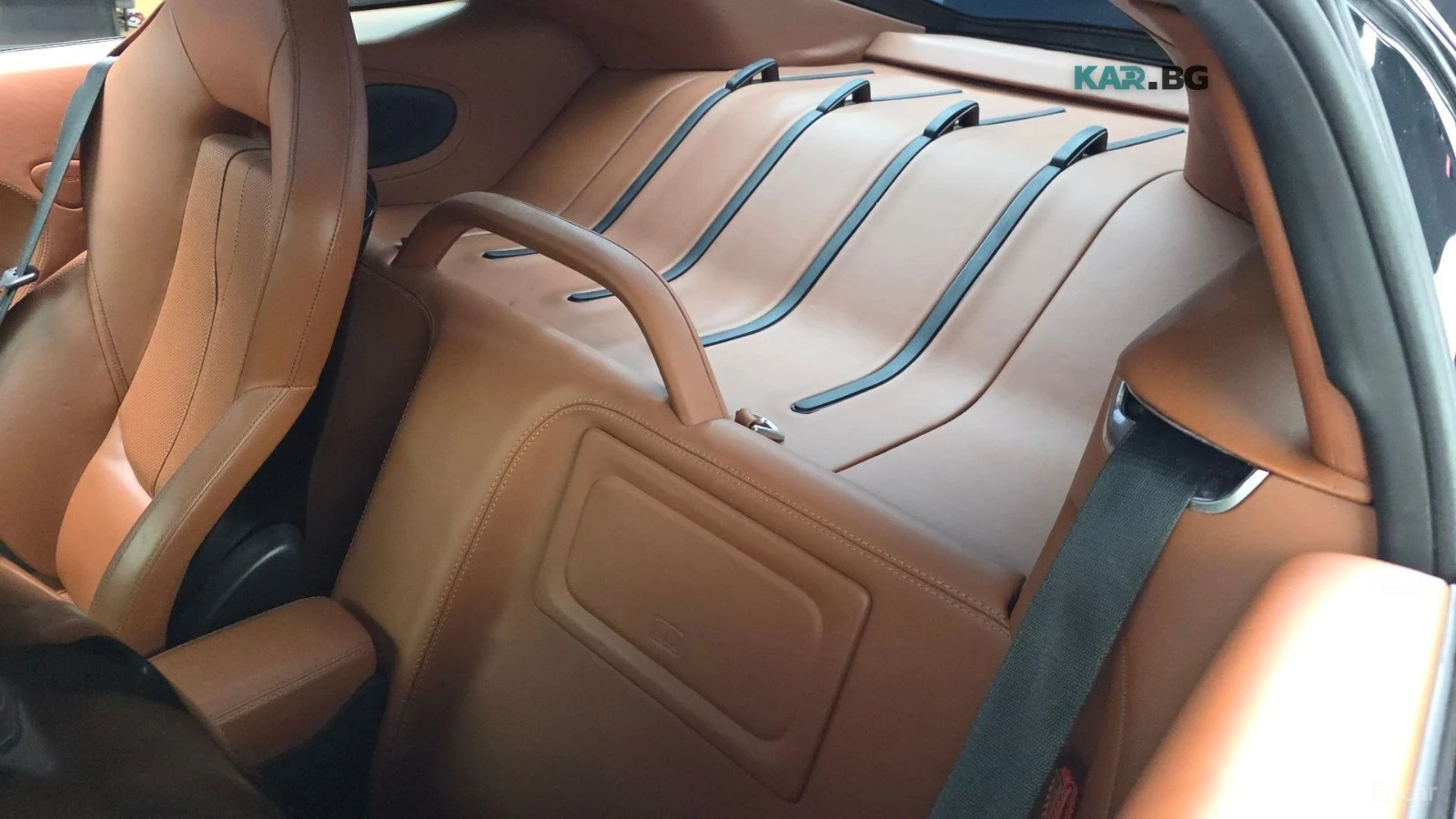 McLaren GT 570* 3.8* КАМЕРА* ПОДГРЕВ* KEYLESS* ШИБИДАХ* , снимка 12 - Автомобили и джипове - 55990193
