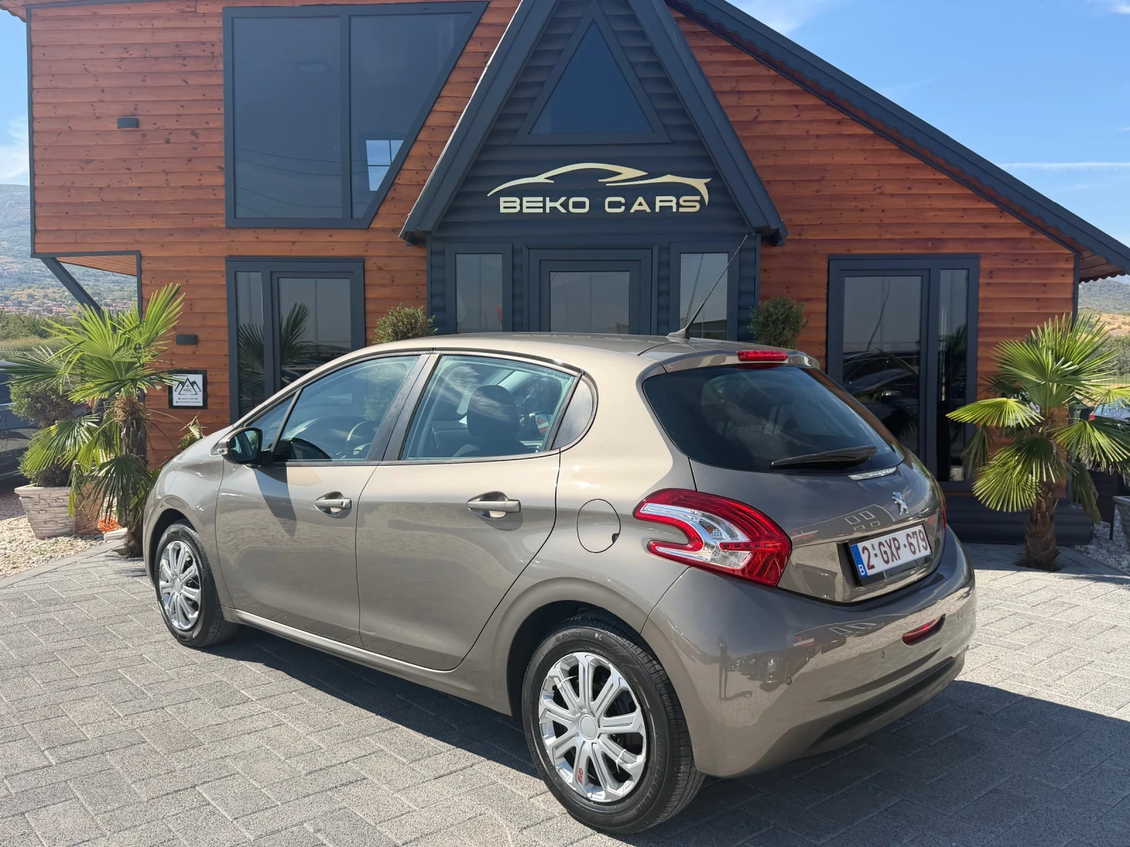 Peugeot 208 Нов внос от Белгия, снимка 7 - Автомобили и джипове - 56127516