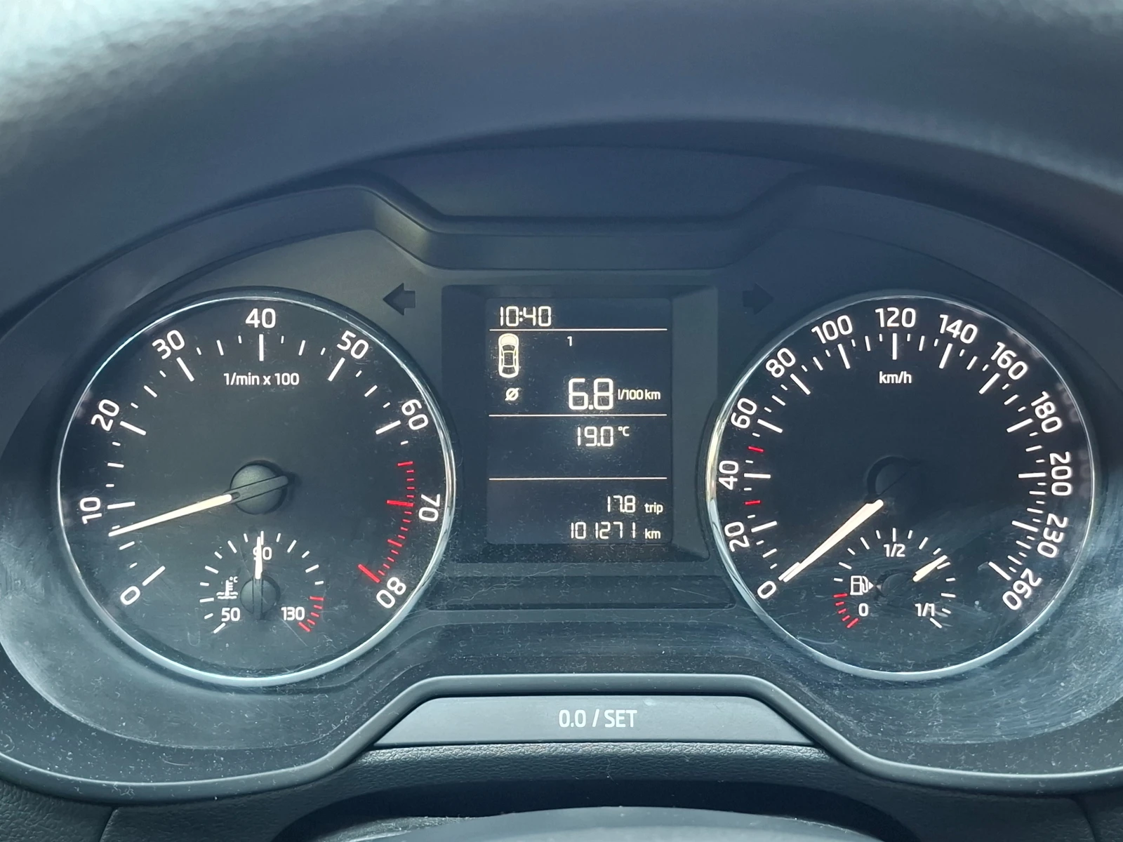 Skoda Octavia От БГ - ЕУРАТЕК - 99 500 км, снимка 11 - Автомобили и джипове - 56340810