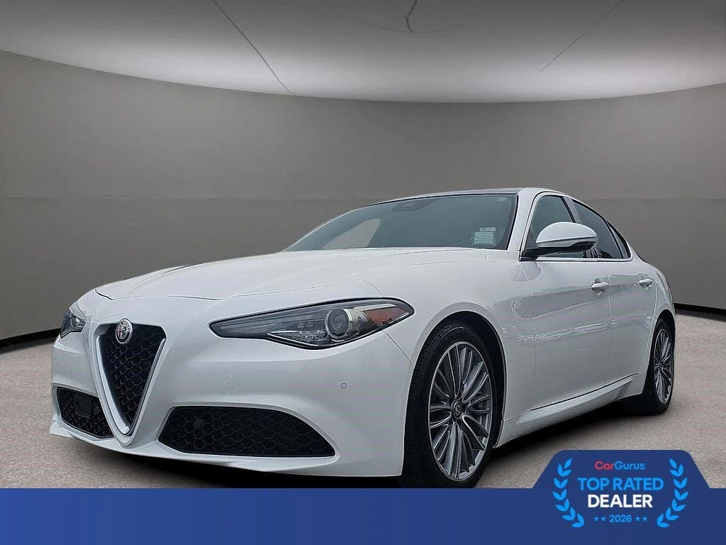 Alfa Romeo Giulia ПОДГРЕВ* ШИБИДАХ* LANE* ASSIST* 