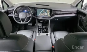 VW Touareg 3.0TDI Premium Дистроник Панорама Обдухване  | Auto.bg — изображение 11