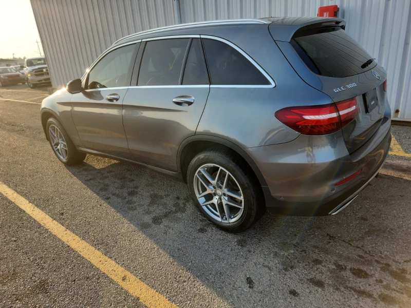 Mercedes-Benz GLC 300 4MATIC* AMG-pkg* Подгрев* Пано* Камера* М.зона* , снимка 4 - Автомобили и джипове - 52317658